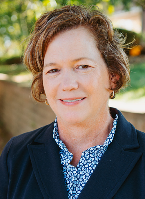 Elizabeth Takacs, MD